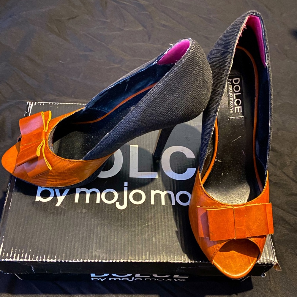 8 1/2 Leather/Fabric Heels.